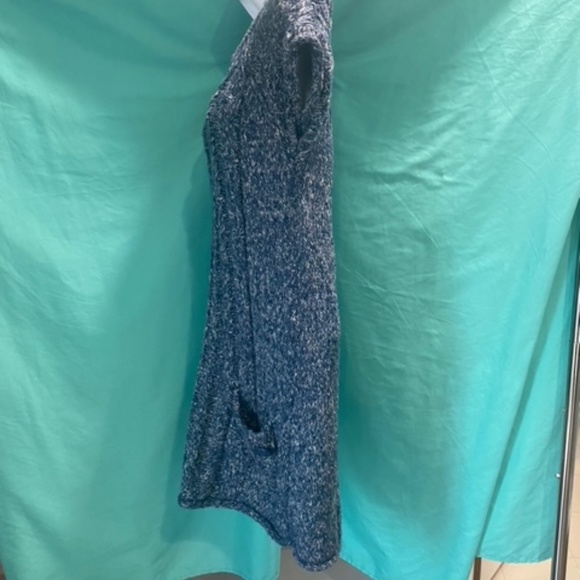 Sweater Dress Size Medium - Picture 8 of 14